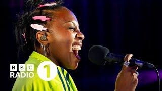 Rachel Chinouriri - Starburster (Fontaines D.C. cover) in the Radio 1 Live Lounge