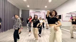 K-pop dance от наших звёздочек 