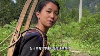 说实话，一个大男人还没有人家一个小女孩的力气大。