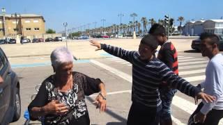 La abuelita que baila