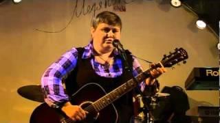 Марина Ягодка  автор и исполнитель  песня Мама
