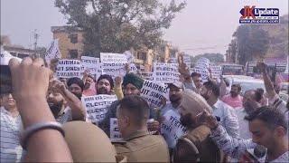 Ruckus during the press conference of All Jammu Kashmir Transport Union in Jammu