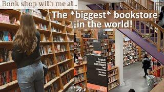 I went to the LARGEST bookstore in the WORLD! // Powell's Books *book shopping* VLOG
