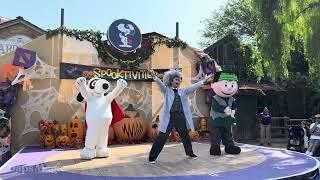 Story of the Missing Candy w/ Charlie Brown & Snoopy | Knott’s Spooky Farm