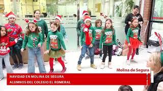 Alumnos colegio El Romeral cantan villancicos en Ayuntamiento Molina de Segura