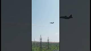 ￼Су-25 ВВС РФ сбивает Су-25 ВВС РФ!