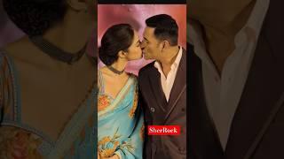 Akshay Kumar kisses Ananya pandey #ananyapandey #akshaykumar #kesarichapter2 #shorts #youtubeshorts