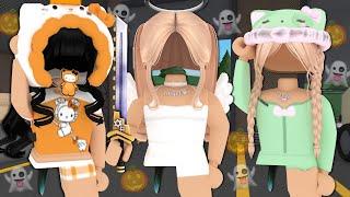 I Played MM2 With HALLOWEEN OUTFITS... (Murder Mystery 2)