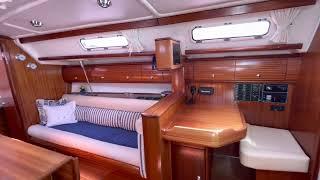 Bavaria 36 2 Inside