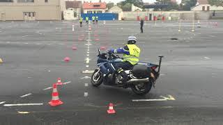 Plateau du permis chez les motards de la Gendarmerie