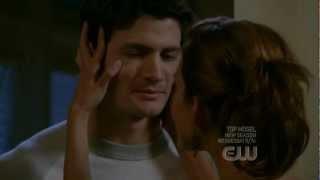 OTH S05E08 Kate Voegele (Mia Catalano) - I Wan't Disagree