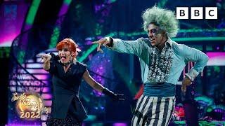 Tyler West & Dianne Buswell Cha Cha Cha to Day-O by Tanz Orchester Klaus Hallen  BBC Strictly 2022