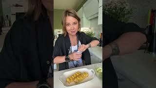 Сосиски в кабачках