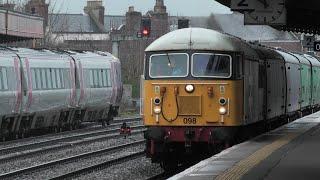 Chaos and train treats at Leamington spa inc Francis Bourgeois grabbing class 56098 video nice tones