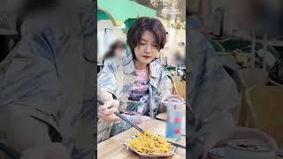 [Vlog] LuHan obsession with vinegar and chilli