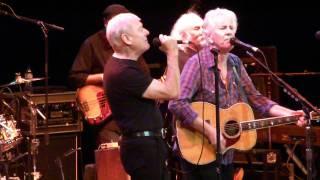 Graham Nash & Allan Clarke (former Hollies) sing Bus Stop with David Crosby