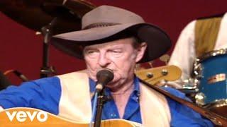 Slim Dusty - Walk A Country Mile (Live)