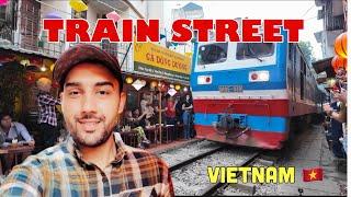 TRAIN STREET Hanoi Vietnam 