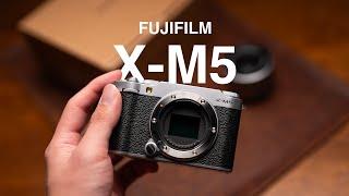 All Film Simulations For $799! Fujifilm X-M5 Hands-On