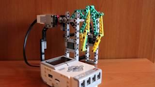 Lego Walking Mechanism Test