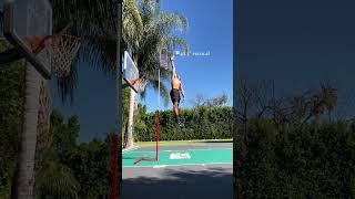 Insane Vertical Jump @ChristopherSpell