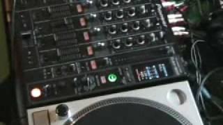 Messing  about with the roll feature on the DJM800 mixer