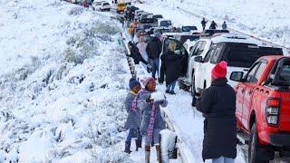 South Africans Rescue Thousands Trapped in Snowstorm in Kwazulu Natal