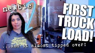 AMAZON LIQUIDATION TRUCKLOAD! FULL Amazon Pallets Load Unboxing! My First Truckload EVER!