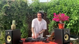 Reli Capelo -  Groovy House Mix In The Garden