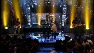 Gavin DeGraw - First Ever TV Performance - "Chariot"