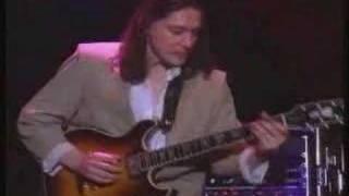 Robben Ford & The Blue Line - "She Cries" - 12 Bar Blues