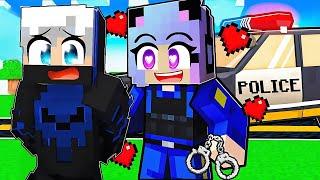  This Cute Police Officer Has a Crush on Me in Minecraft...