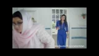 Harpic Chotu TVC 2013 (Ayesha Omer & Hina Dilpazeer/Momo)