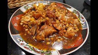 Cow's Feet with Chickpeas and Raisins in Slow Cooker كرعين كوارع بالحمص و الزبيب