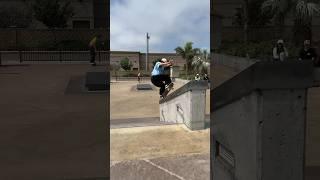 Zoe Zeng Frontside Nosegrind The Hubba At Encinitas Skatepark