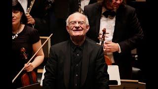 Perform with John Rutter at Stern Auditorium/Perelman Stage at Carnegie Hall in January 2024