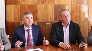 НИКОЛАЙ БОВА, бычки на тюльпанах у кафе Сливки, мусор, бычки и шприцы в центре города у кафе Хворост