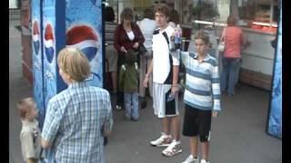 Женя и дети в Москве 2009.avi