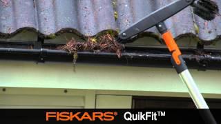 Fiskars QuikFit™ Gutter Cleaner 135542