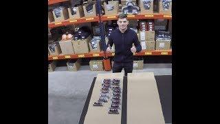 Max Verstappen signs scale models for www.verstappenshop.nl - 75 min. time-lapse