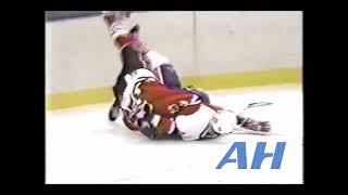NHL Feb. 17, 1990 Mick Vukota,NYI v Dave Manson,CHI (R) New York Islanders Chicago Blackhawks