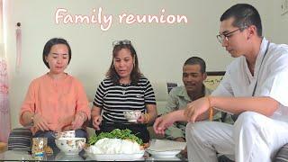 Dinner at Aunt Hà’s: Hằng Reunites with Tuấn for a Heartfelt Family Meal | Ly Phuc Hang