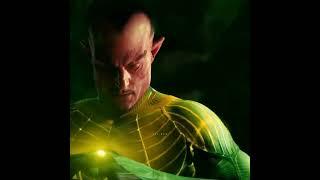 The green lantern turns into yellow