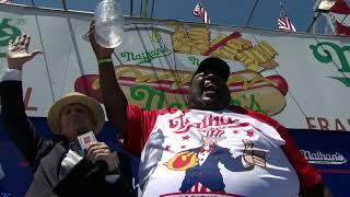 Badlands with a lemonade chugging WORLD RECORD 