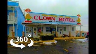 Discover Nevada's Creepy, Kitschy & Cute Clown Motel in 360°