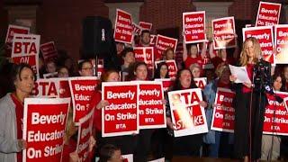 Teachers in two North Shore school districts vote to go on strike