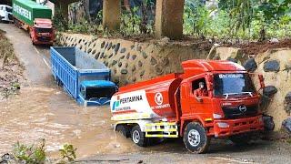 RC TRUK HINO PERTAMINA KIRIM BBM SOLAR MELEWATI SUNGAI BANJIR‼️ versi miniatur truk rc