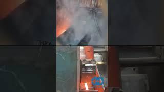 성호철강_철근생산_압연소재 중간 절단 / Sungho steel_rebar production_intermediate cutting