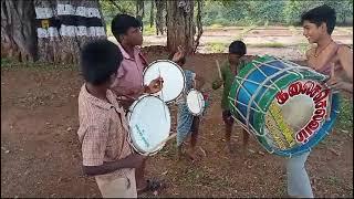 Pakku vethalai mathanum parvatiy pakkaNam   Manyavar drum set