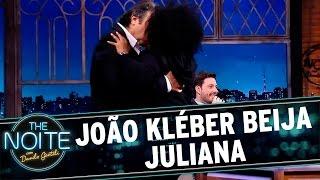 The Noite (12/05/16) - João Kléber beija Juliana